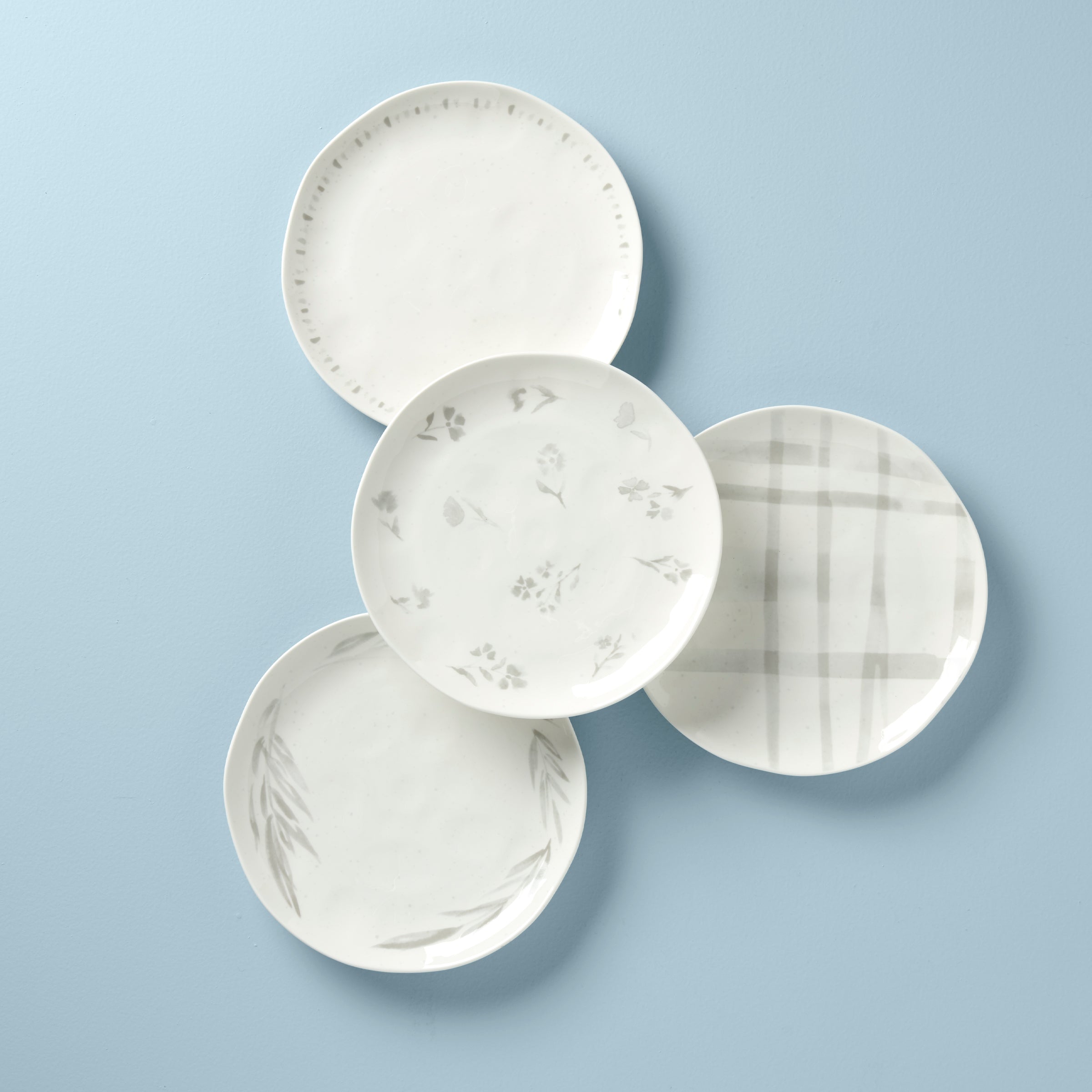 Oyster Bay Assorted Accent Plates - Set of 4