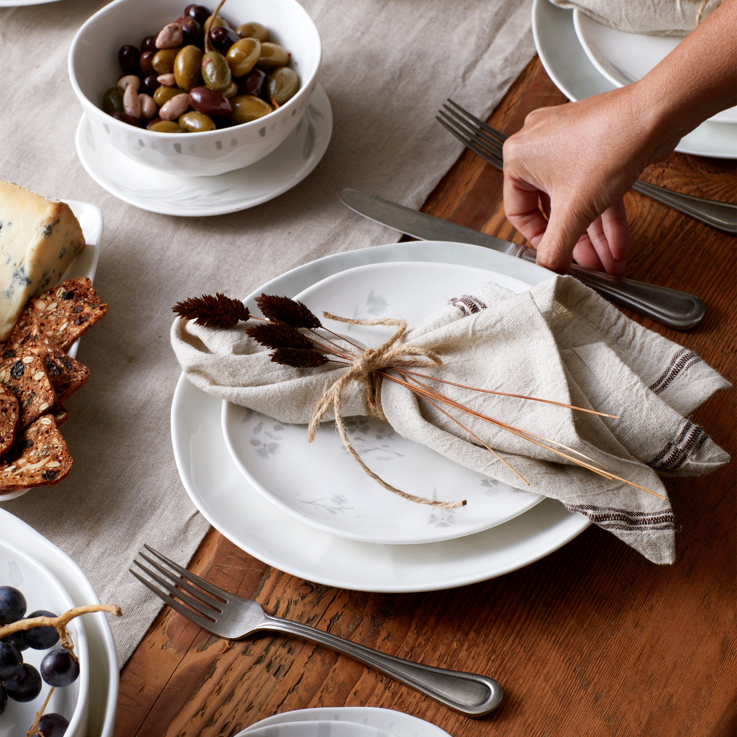 Oyster Bay Assorted Accent Plates - Set of 4