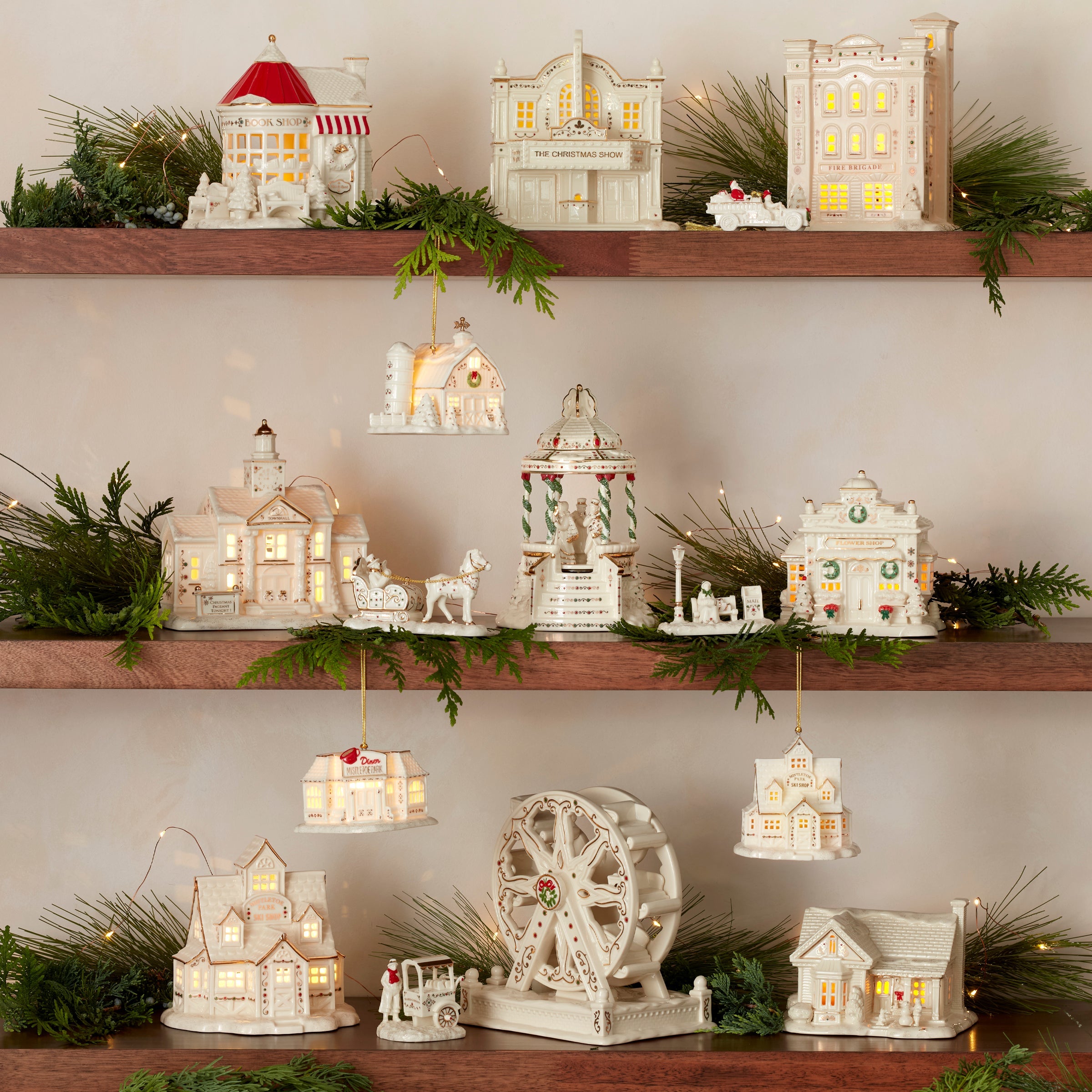 Mistletoe Park Ferris Wheel Figurine