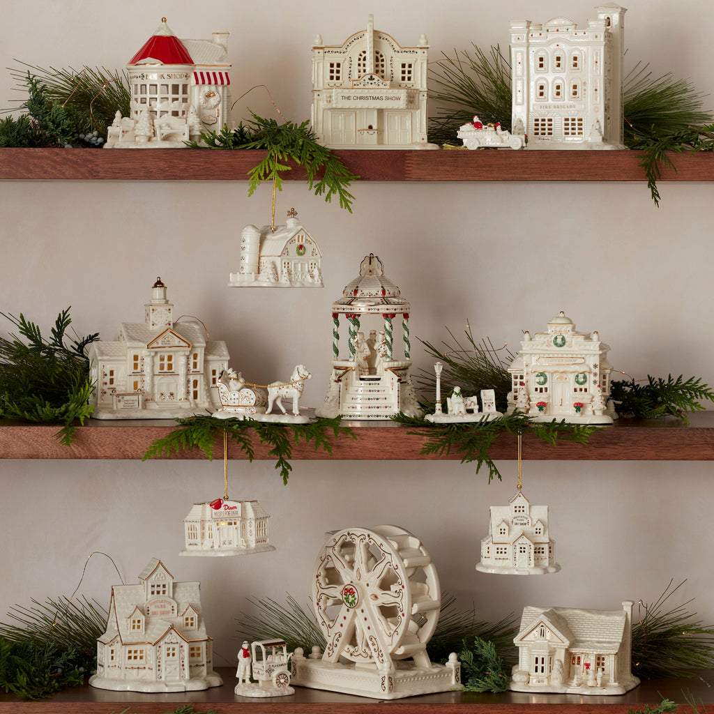 Mistletoe Park Lit Flower Shop Figurine