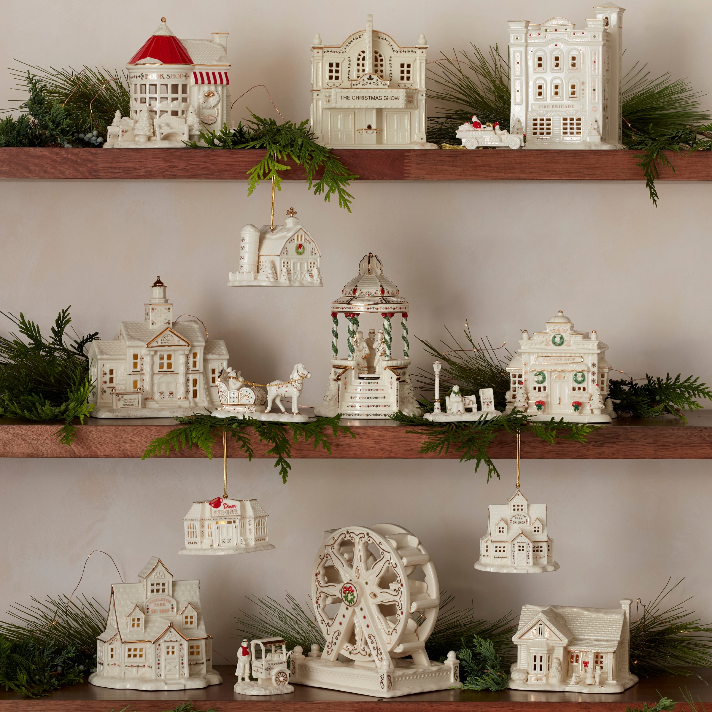Mistletoe Park Ferris Wheel Figurine