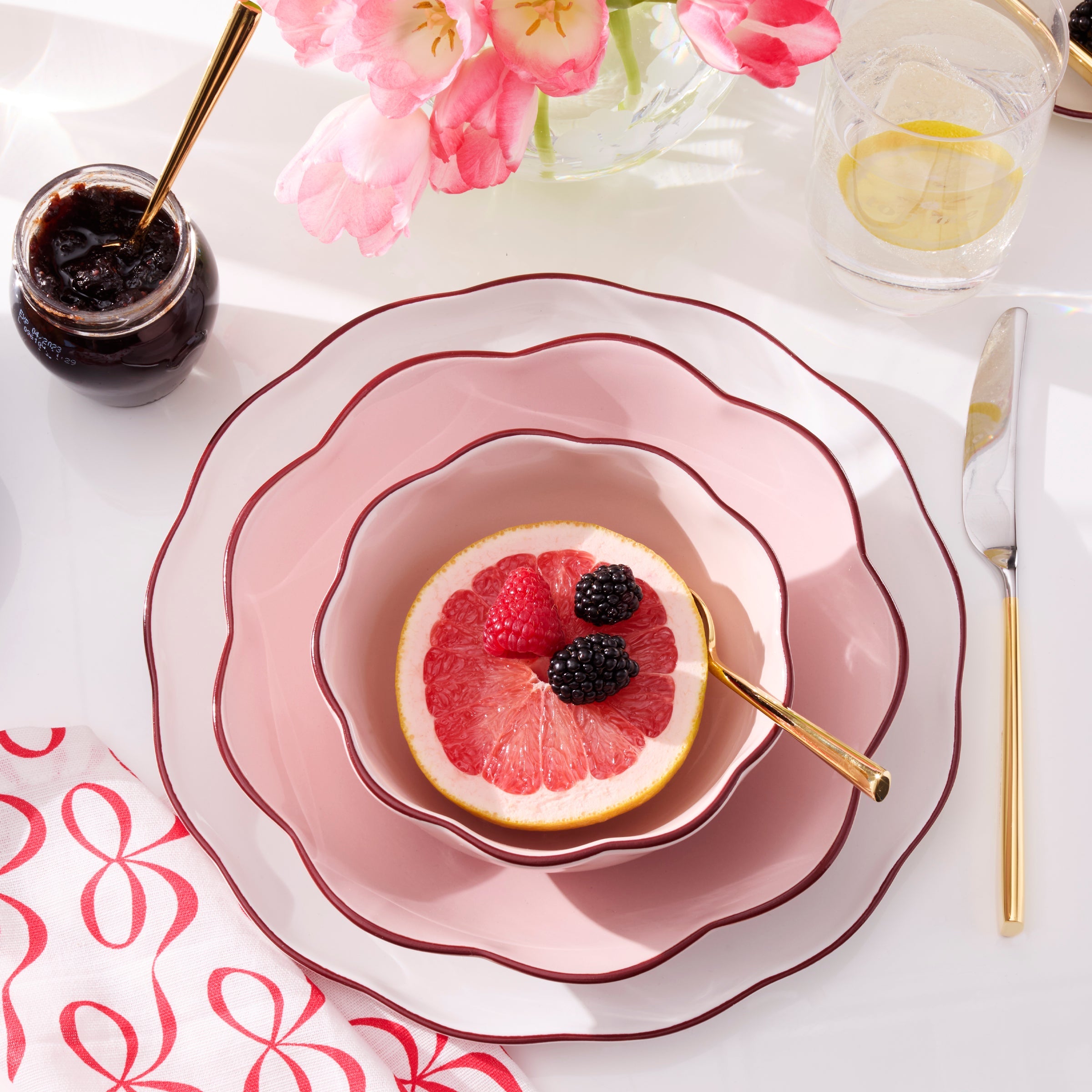 Garden Party Pink 16-Piece Dinnerware Set