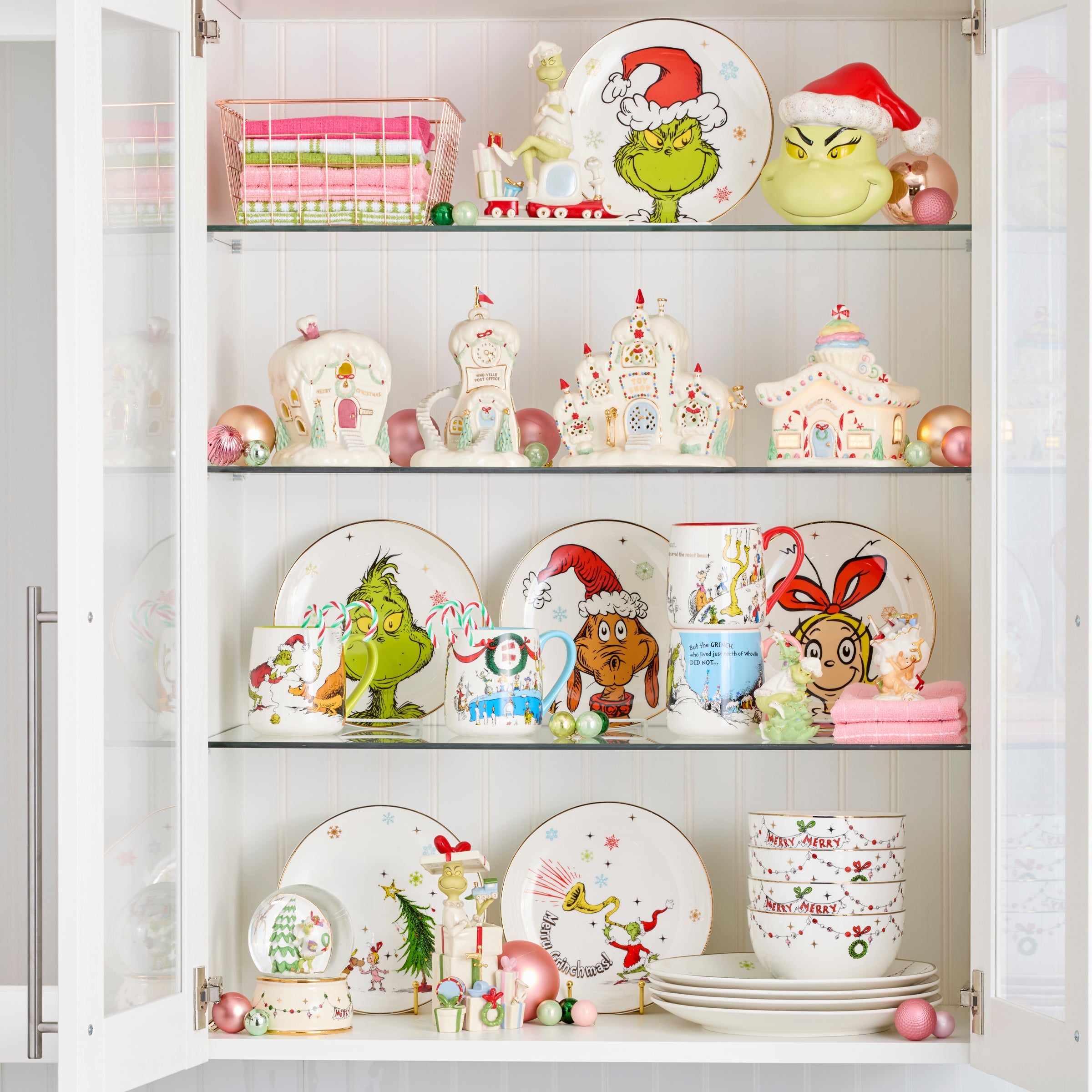 Who-Ville Sweet Shop Lit Figurine