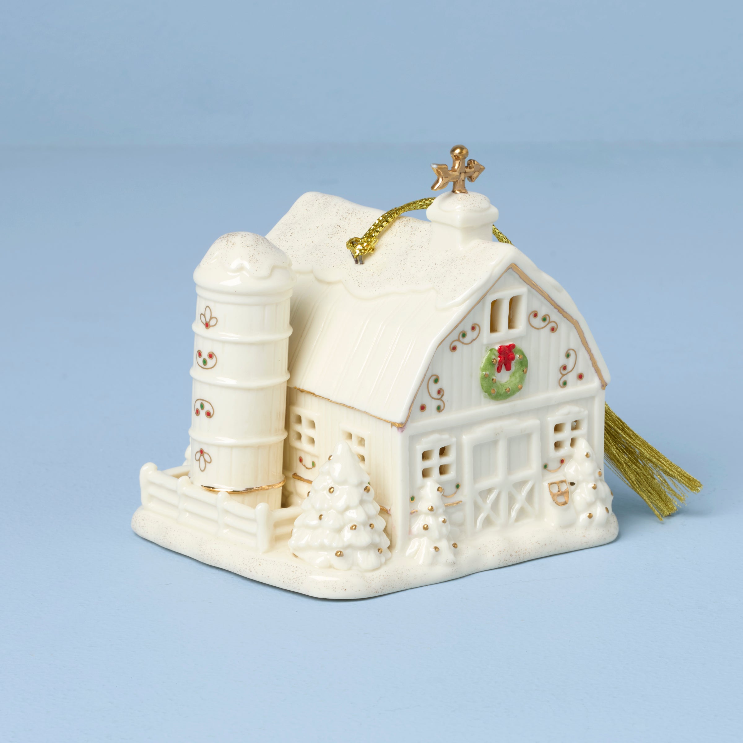 Mistletoe Park Barn Lit Ornament