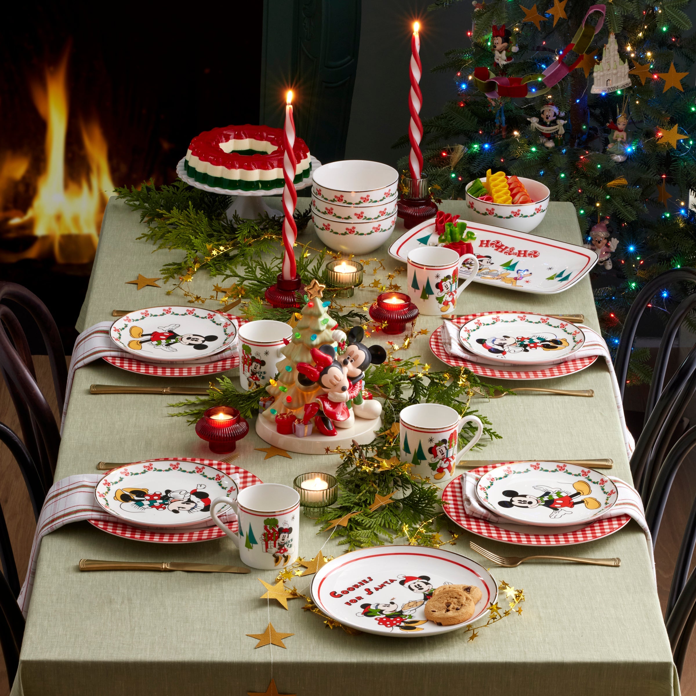 Disney Holiday Cookies For Santa Plate